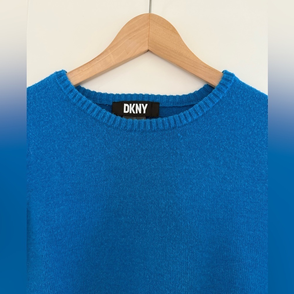 DKNY Crew Neck Sweater, size small. - Picture 4 of 8